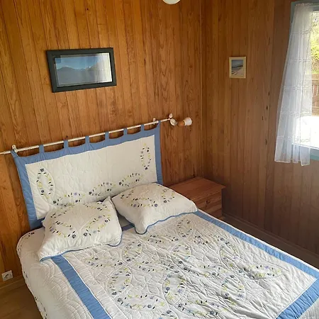 Maison Dans Bulle De Verdure ラカノー