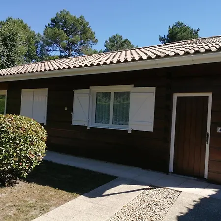 Holiday home Maison Dans Bulle De Verdure Lacanau